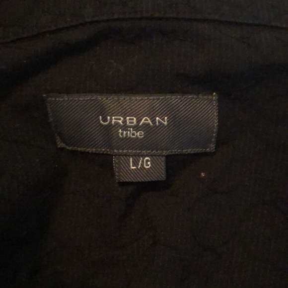 URBAN TRIBE black shirt size large - Picture 6 of 7